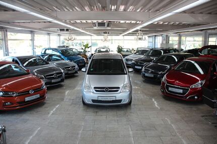 Opel Meriva 210.000 km 2.990 € Essen 45356
