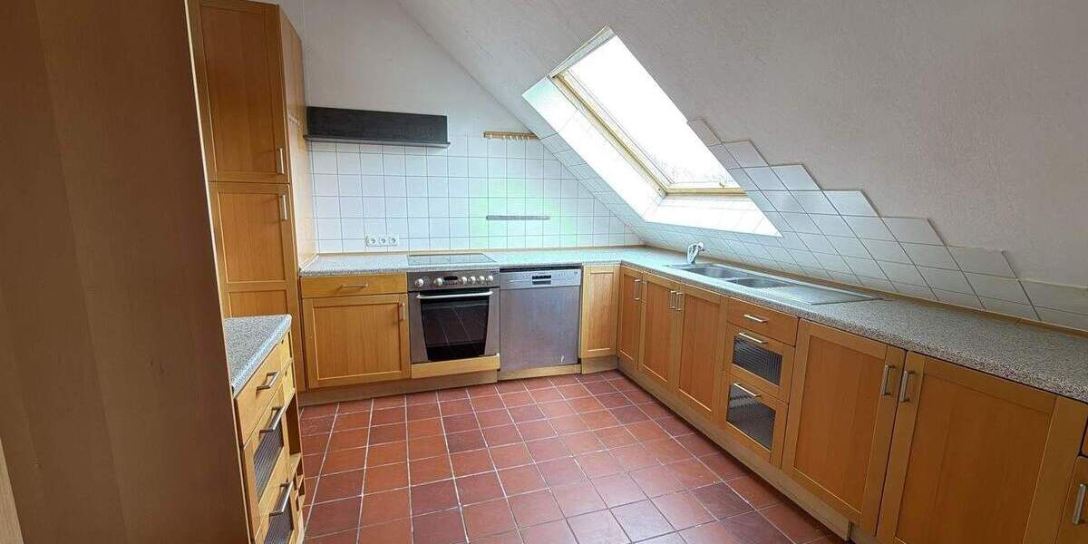 Etagenwohnung Burscheid - 4 Zimmer, 80 m&sup2;, 180.000&euro; | Angebot:24450346