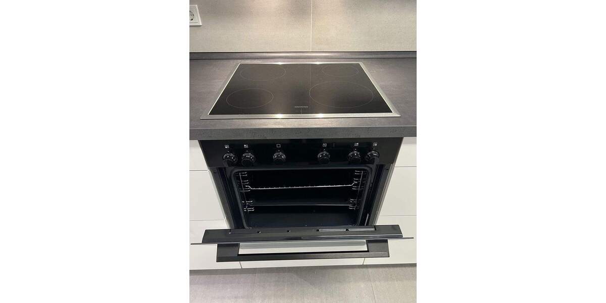 Etagenwohnung Düsseldorf Golzheim - 2 Zimmer, 50 m&sup2;, 1.110&euro; | Angebot:24820738