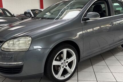 VW Jetta 229.000 km 4.700 € Leverkusen 51371