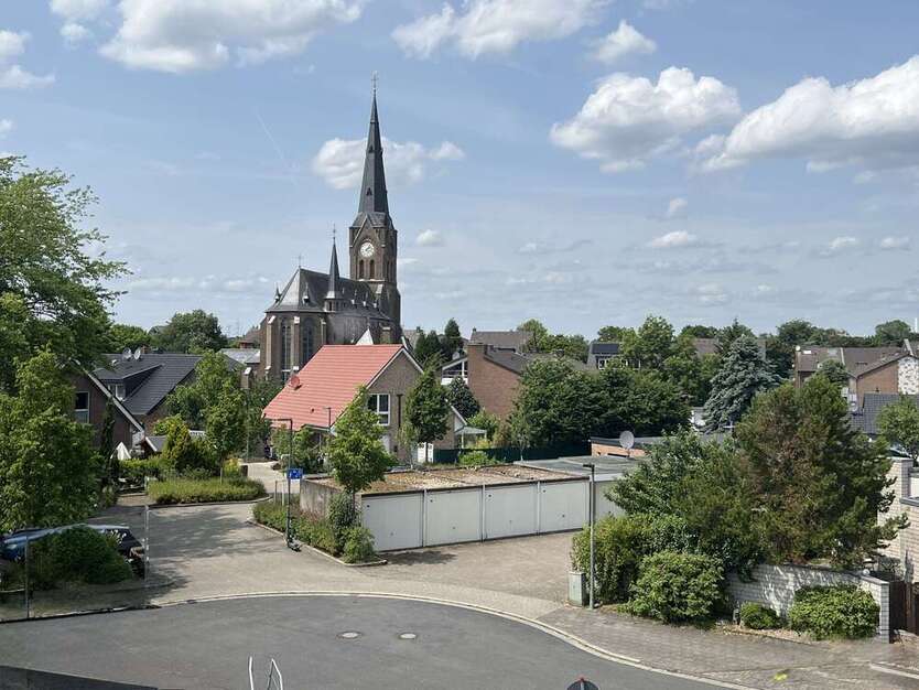 Wohnung zum Kaufen in Neuss 249.900 € 78 m²