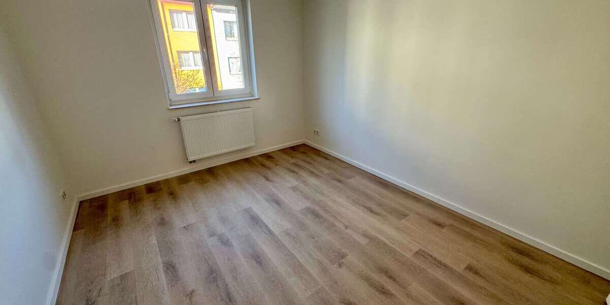 Etagenwohnung Wuppertal Arrenberg - 3 Zimmer, 76 m&sup2;, 820&euro; | Angebot:26562805