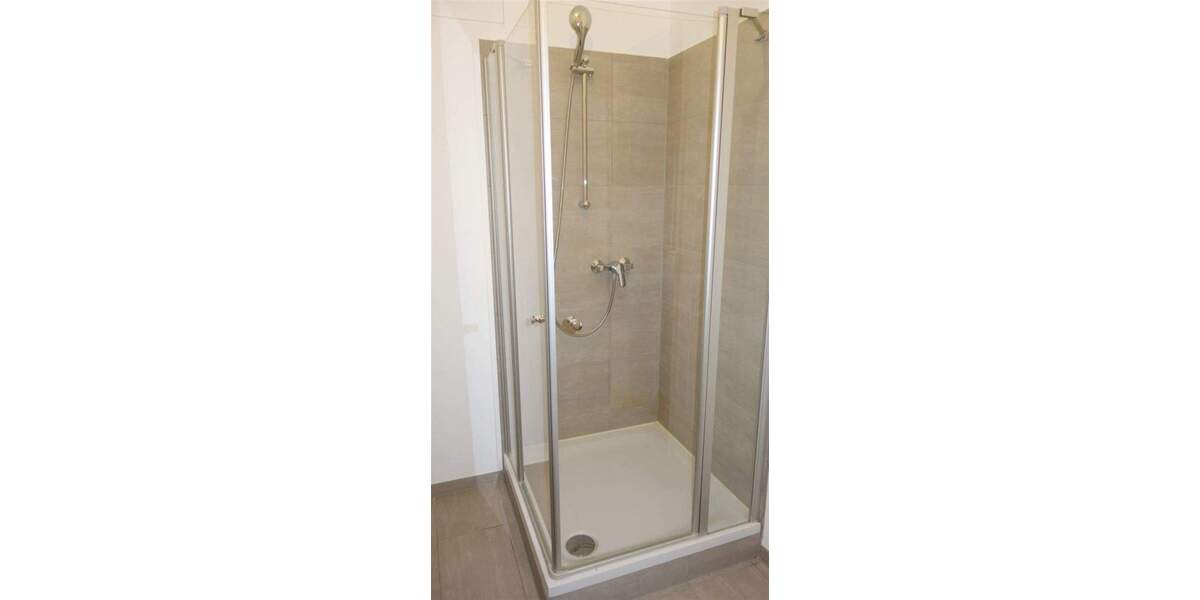 Etagenwohnung Düsseldorf Flingern Nord - 3 Zimmer, 117 m&sup2;, 1.879&euro; | Angebot:25645621