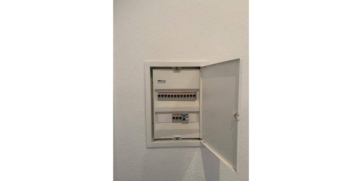 Etagenwohnung Hilden - 3 Zimmer, 83 m&sup2;, 1.050&euro; | Angebot:26879234