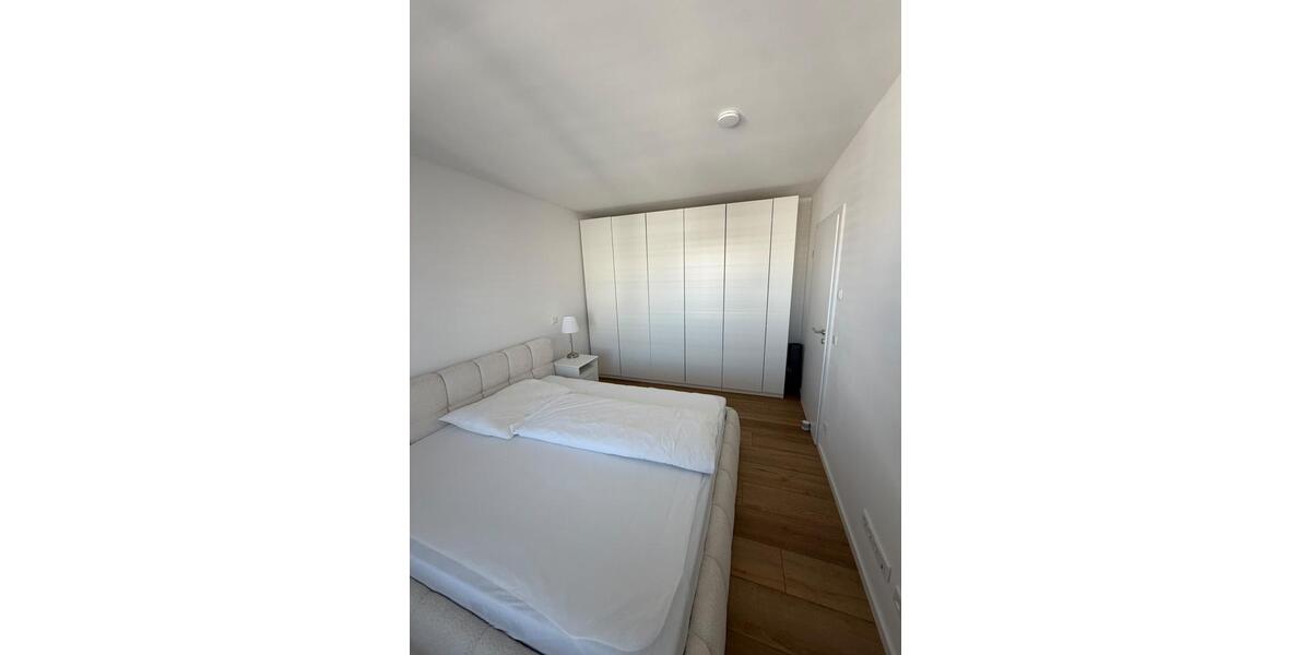 Etagenwohnung Düsseldorf Stadtmitte - 2 Zimmer, 56 m&sup2;, 990&euro; | Angebot:27623445