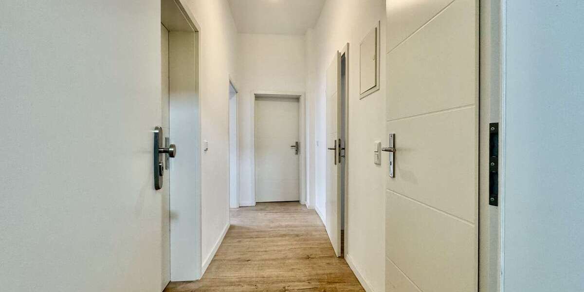 Etagenwohnung Wuppertal Arrenberg - 3 Zimmer, 67 m&sup2;, 880&euro; | Angebot:25942549