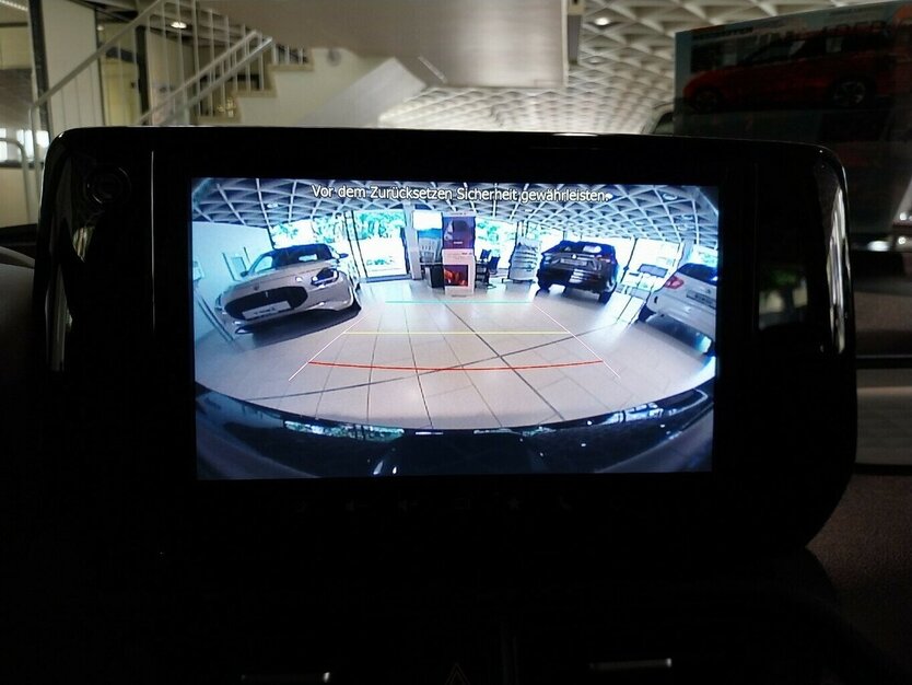 Suzuki Swift Comfort+ Allgrip Hybrid 6.000 km 21.980 € HAAN 42781