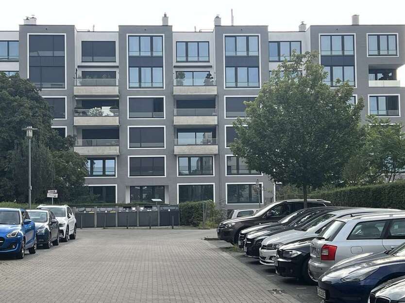 Wohnung zum Mieten in Düsseldorf 1.935 € 87 m²