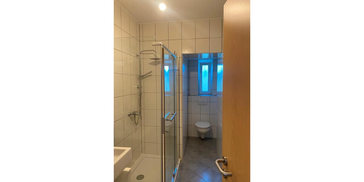 Erdgeschoßwohnung Solingen Burg - 1 Zimmer, 35 m&sup2;, 400&euro; | Angebot:26351718