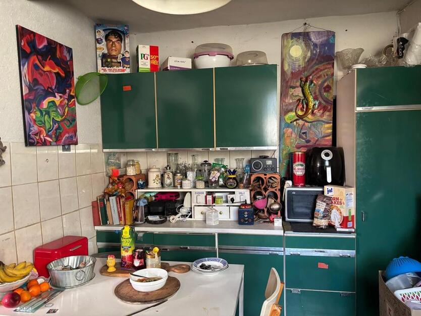 Geräumiges 12-Zimmer Einfamilienhaus mit Anbau und großem Garten