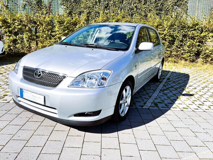 Toyota Corolla 94.000 km 6.200 € Heiligenhaus 42579