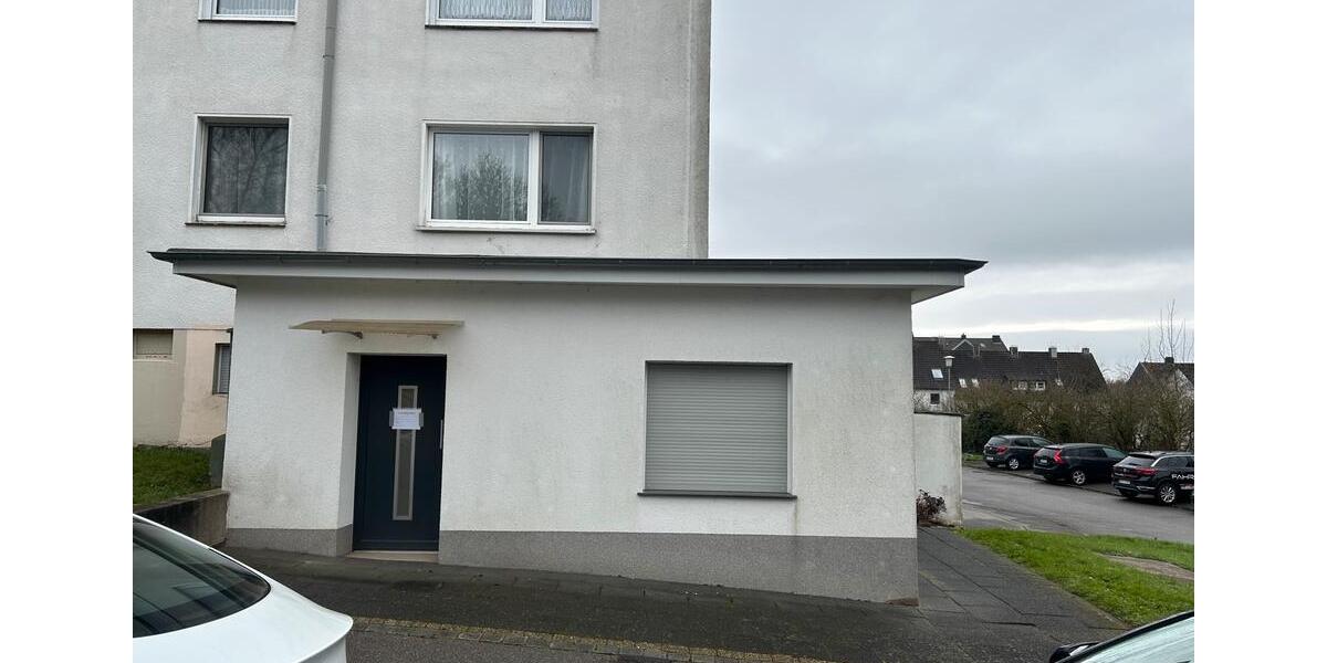 Erdgeschoßwohnung Wuppertal Gemarkung Ronsdorf - 2.5 Zimmer, 74 m&sup2;, 140.000&euro; | Angebot:24238606