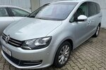 VW Sharan 2.0 TDI DSG Panorama Navi Leder 7 Sitze + 175.000 km 17.900 € Ratingen 40885