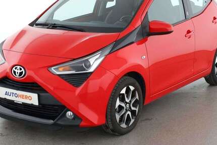 Toyota Aygo 14.604 km 12.850 € Köln 50739