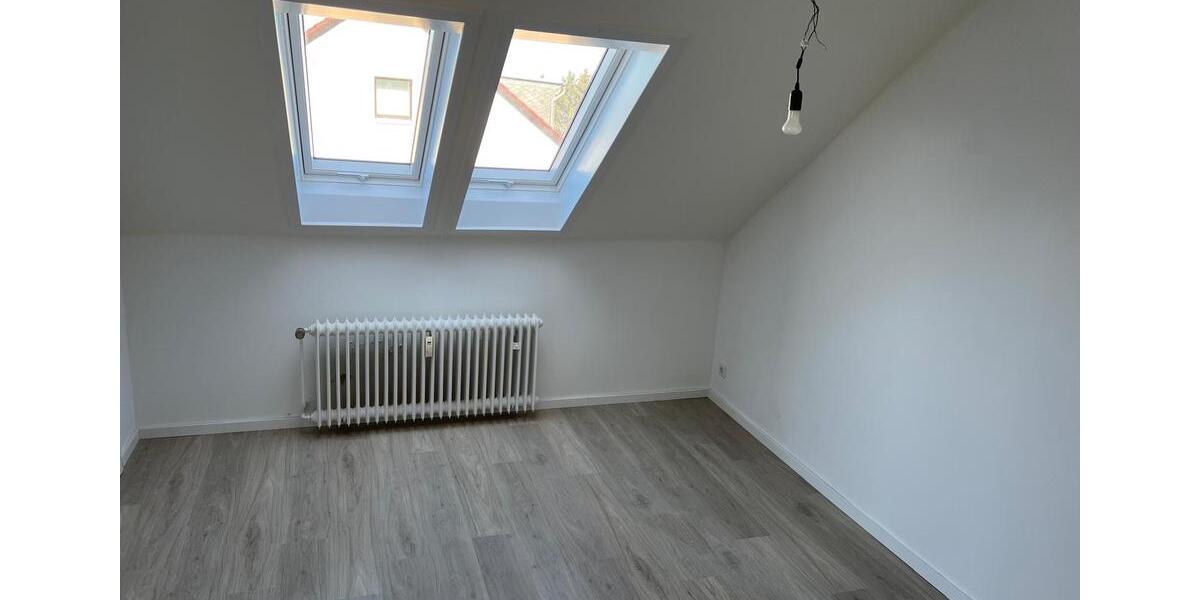 Dachgeschoßwohnung Radevormwald - 2 Zimmer, 41 m&sup2;, 308&euro; | Angebot:24934974