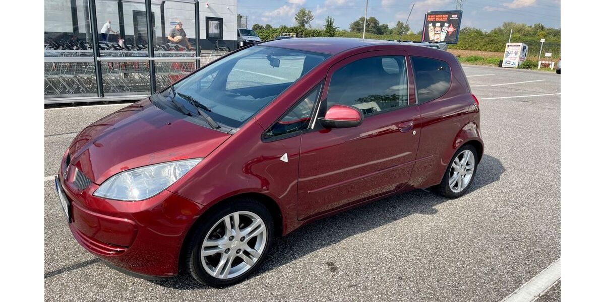 Mitsubishi Colt 64.492 km 5.590 &euro; Neuss 41462
