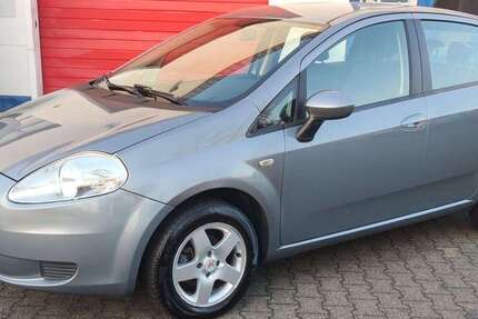 Fiat Grande Punto 220.850 km 2.490 &euro; Dormagen 41540