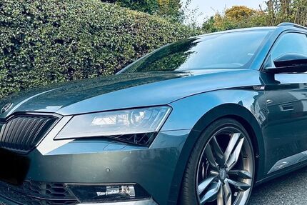 Skoda Superb 71.000 km 25.500 € Wuppertal 42369