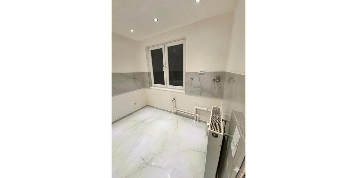 Etagenwohnung Leverkusen Bergisch Neukirchen - 3 Zimmer, 90 m&sup2;, 190.000&euro; | Angebot:26639417