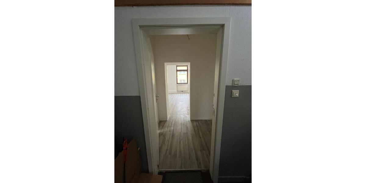 Etagenwohnung Wuppertal Gemarkung Langerfeld - 5 Zimmer, 125 m&sup2;, 1.000&euro; | Angebot:26134846