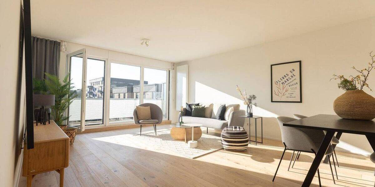 Etagenwohnung Düsseldorf Unterbach - 3 Zimmer, 91 m&sup2;, 1.495&euro; | Angebot:26470985
