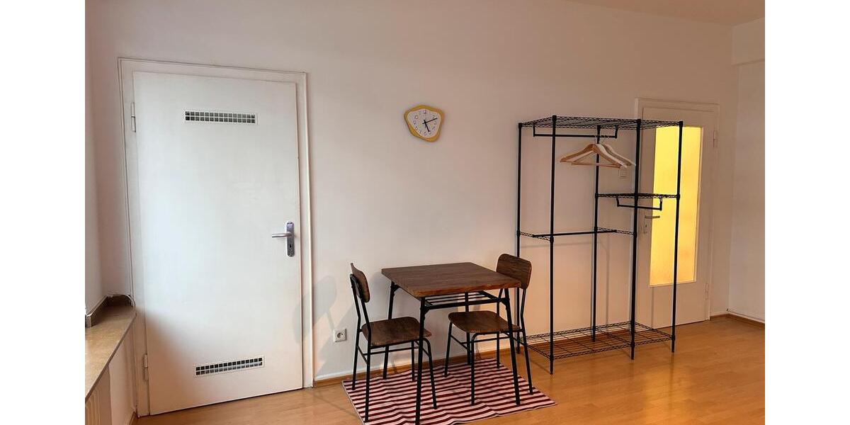 Etagenwohnung Neuss Furth-Mitte - 1 Zimmer, 39 m&sup2;, 1.200&euro; | Angebot:24851451