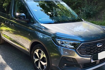 Ford Tourneo Connect 24.000 km 29.500 € Radevormwald 42477