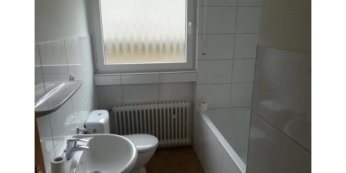 Maisonettenwohnung Solingen - 5 Zimmer, 125 m&sup2;, 1.200&euro; | Angebot:25612802