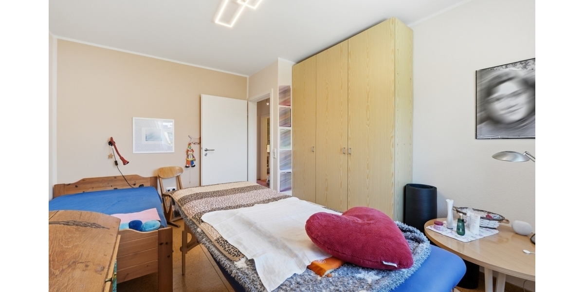 Modernisiert & energieeffizient! 161 m² Wohnkomfort mit Wärmepumpe, PV-Anlage in einer Sackgasse. - Reihenmittelhaus Pulheim | Angebot:27212381