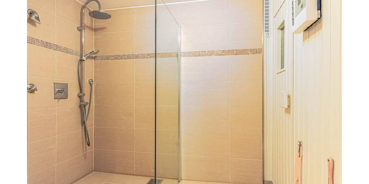 Mehrfamilienhaus, Wohnhaus Leverkusen Bergisch Neukirchen - 8 Zimmer, 345 m&sup2;, 1.395.000&euro; | Angebot:22588891