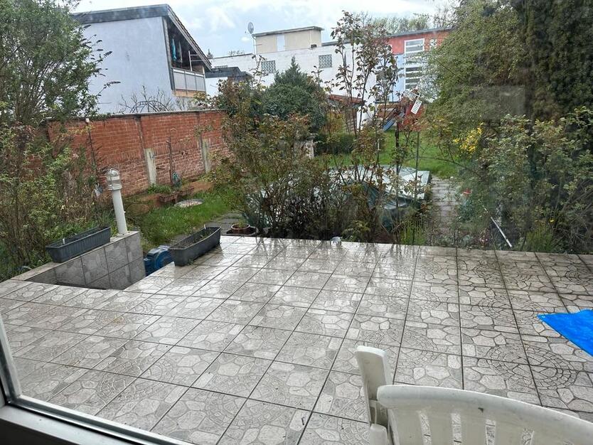 Einfamilienhaus in Frankfurt-Harheim, Garten, Garage - BEFRISTET zimmer