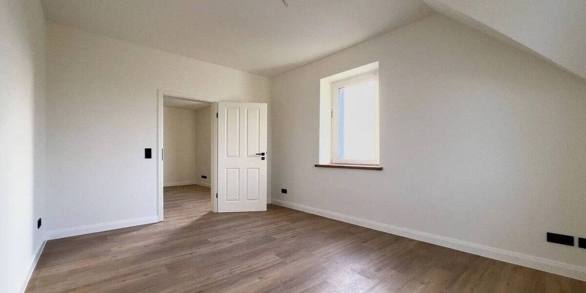 Etagenwohnung Solingen Wald - 4 Zimmer, 94 m&sup2;, 269.000&euro; | Angebot:26642716