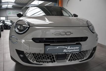 Fiat 600 9.898 km 22.980 &euro; Heiligenhaus 42579