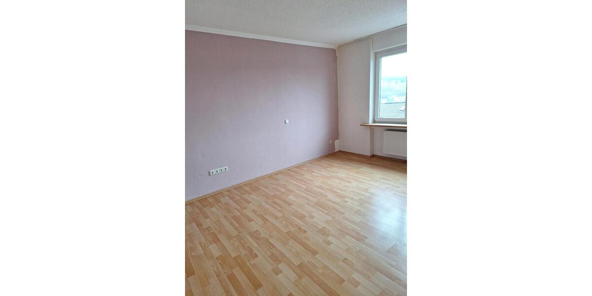 Etagenwohnung Halver - 2 Zimmer, 63 m&sup2;, 104.000&euro; | Angebot:24782490