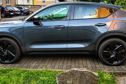 Volvo EC40 15.000 km 43.500 &euro; Köln 50735