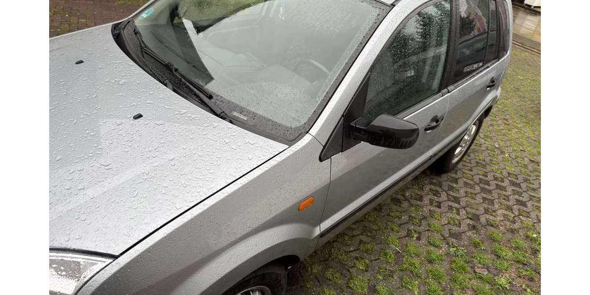 Ford Fusion 141.000 km 2.400 &euro; dormagen 41540