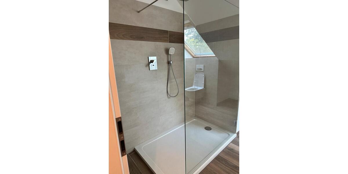 Reihenhaus Düsseldorf Stadtbezirk 7 - 6 Zimmer, 166 m&sup2;, 3.300&euro; | Angebot:27615910