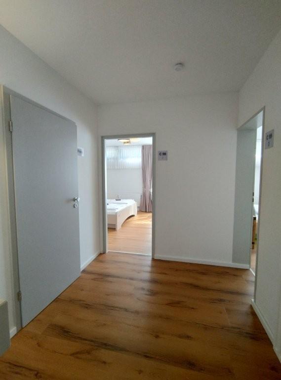 Verkauf eines kleinen Hotel garni in Köln voll genehmigter Beherbergungsbetrieb mit 8 Betten 4 Zimmern, studentisches Wohnen denkbar zimmer