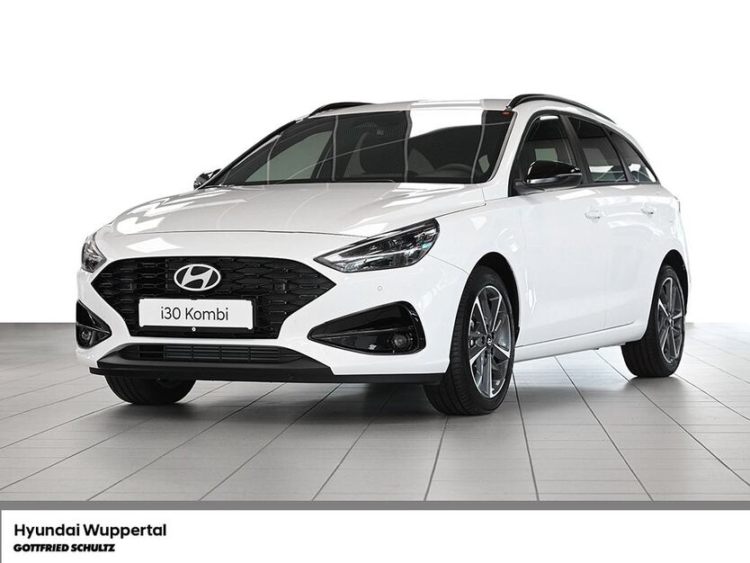 i30