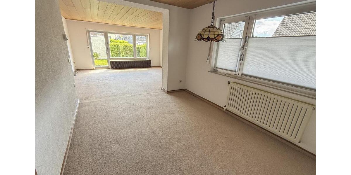 Erdgeschoßwohnung Leverkusen Schlebusch - 2 Zimmer, 72 m&sup2;, 864&euro; | Angebot:26648382