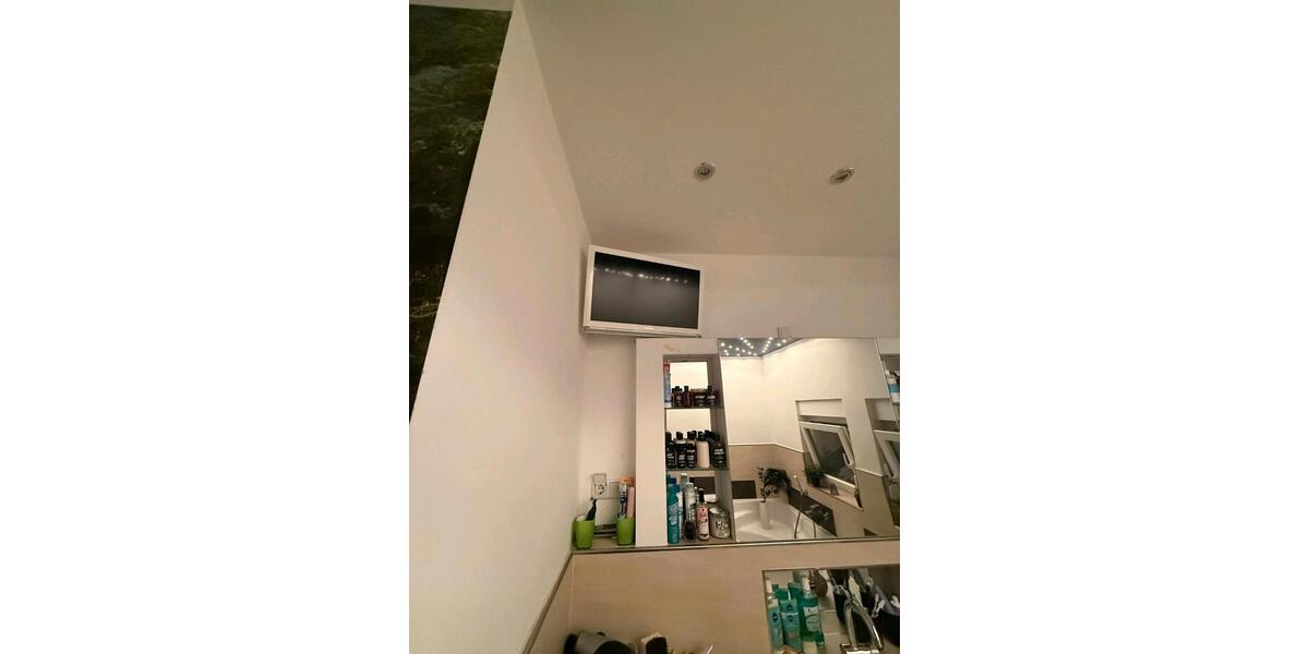 Erdgeschoßwohnung Düsseldorf Stadtbezirk 8 - 4 Zimmer, 100 m&sup2;, 1.800&euro; | Angebot:24755789