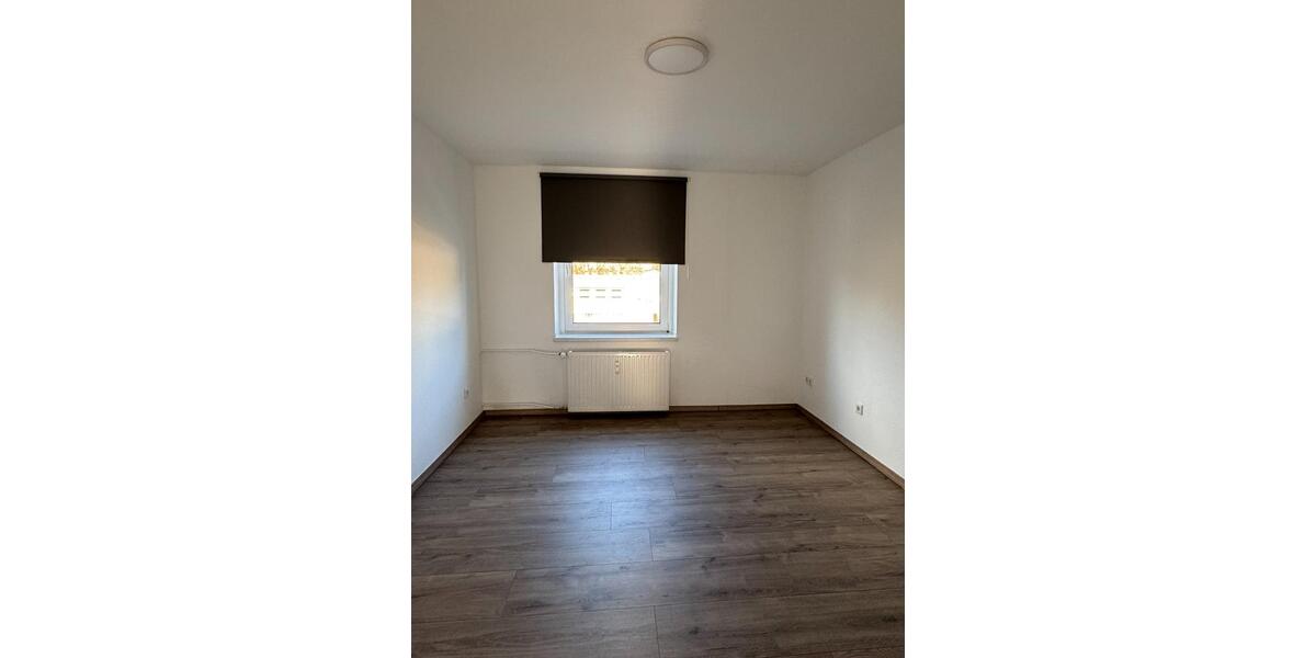 Etagenwohnung Wuppertal Gemarkung Langerfeld - 2 Zimmer, 50 m&sup2;, 500&euro; | Angebot:25923031