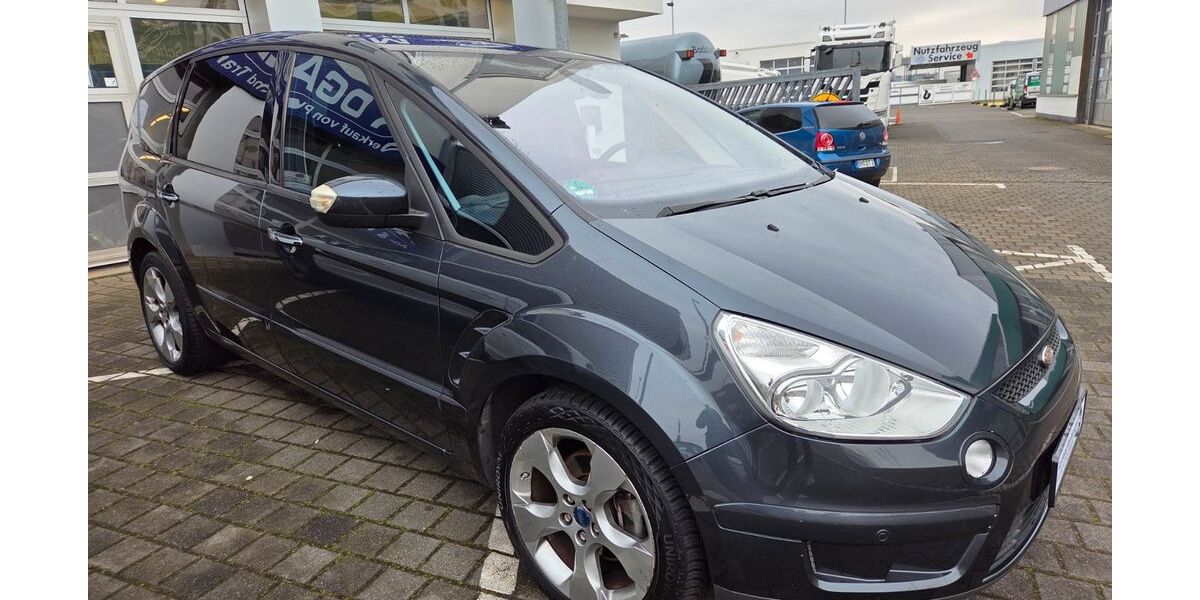 Ford S-Max 92.000 km 7.950 &euro; Pulheim 50259