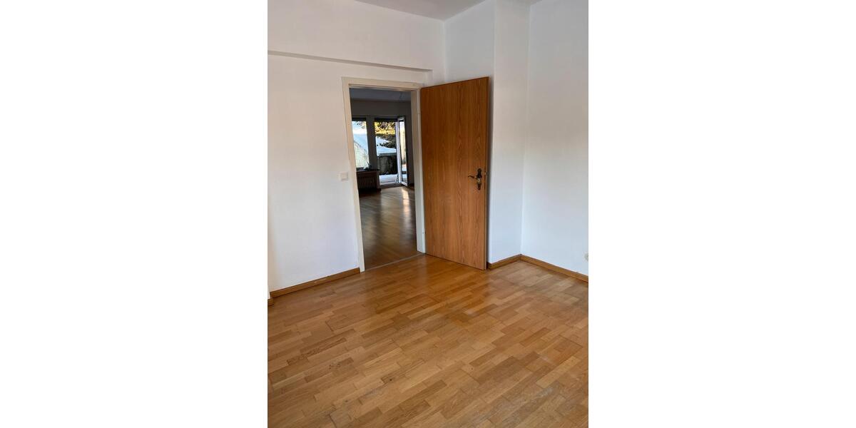 Terrassenwohnung Remscheid Lüttringhausen - 3 Zimmer, 97 m&sup2;, 1.250&euro; | Angebot:24817256