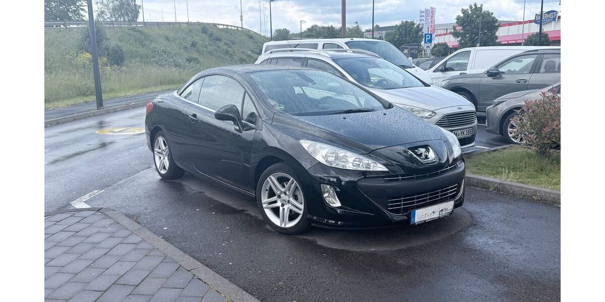 Peugeot 308 74.000 km 6.500 &euro; Köln 50676