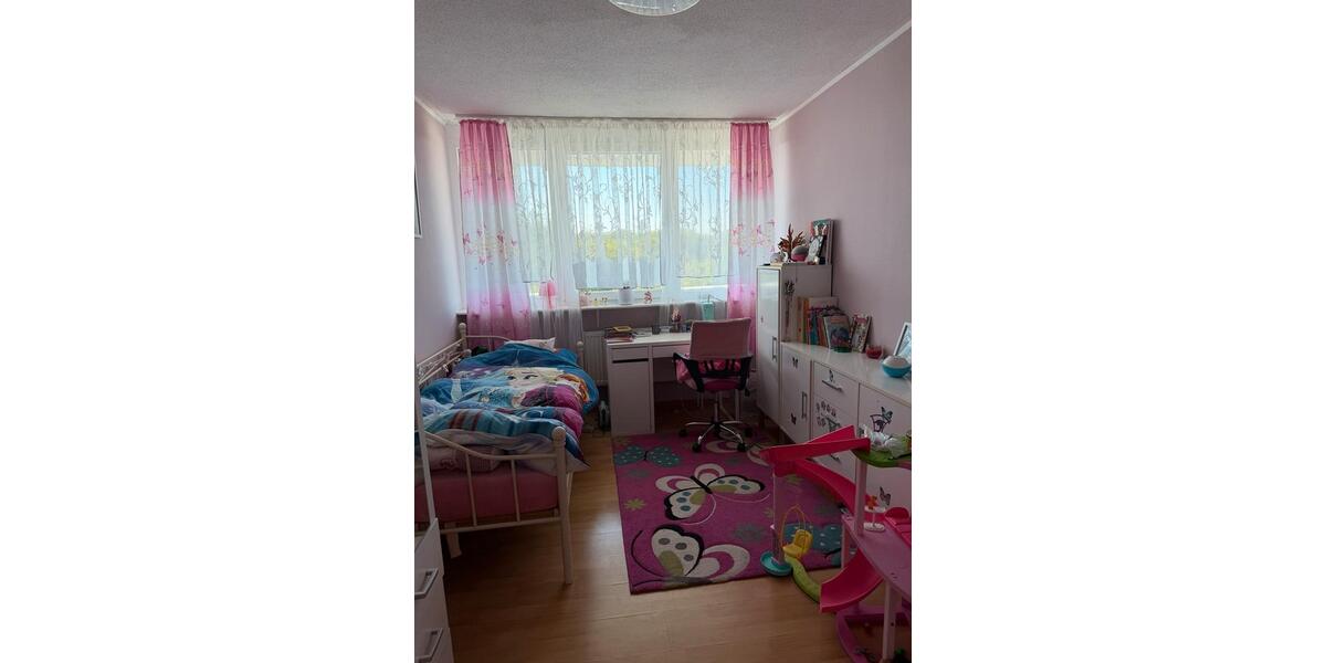 Etagenwohnung Dormagen Hackenbroich - 4 Zimmer, 94 m&sup2;, 220.000&euro; | Angebot:27542476