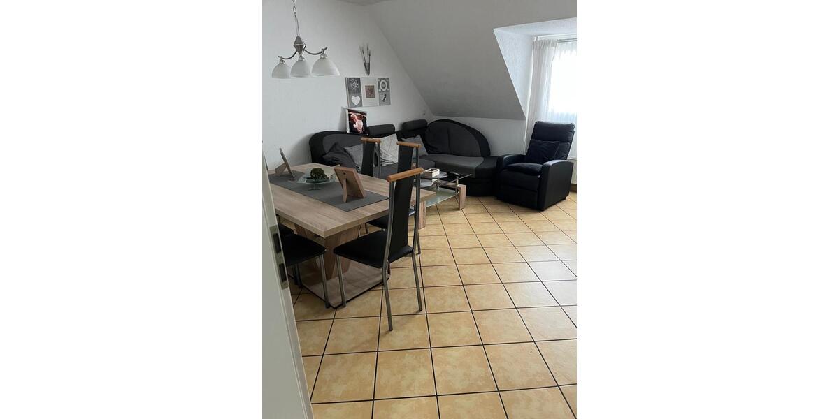 Dachgeschoßwohnung Remscheid Lüttringhausen - 4 Zimmer, 62 m&sup2;, 130.000&euro; | Angebot:24462090