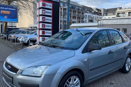 Ford Focus 184.204 km 2.990 &euro; Köln 50969