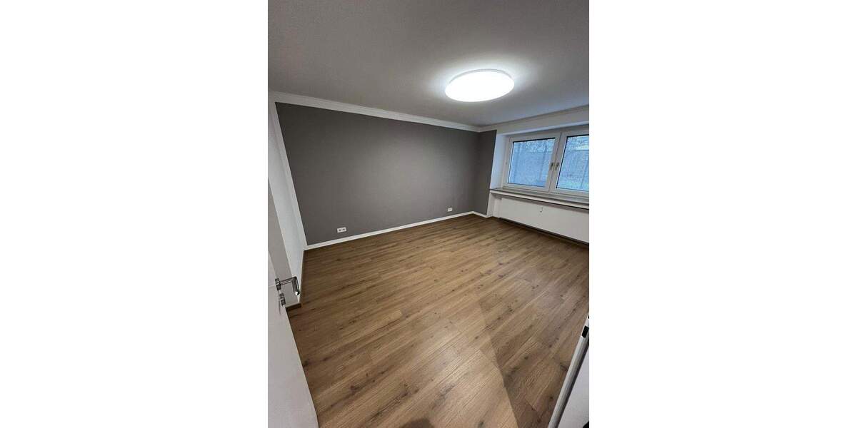 Etagenwohnung Düsseldorf Golzheim - 2 Zimmer, 50 m&sup2;, 1.110&euro; | Angebot:24820738
