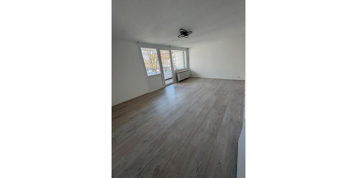 Etagenwohnung Bergisch Gladbach Frankenforst - 4 Zimmer, 104 m&sup2;, 1.579&euro; | Angebot:24785431
